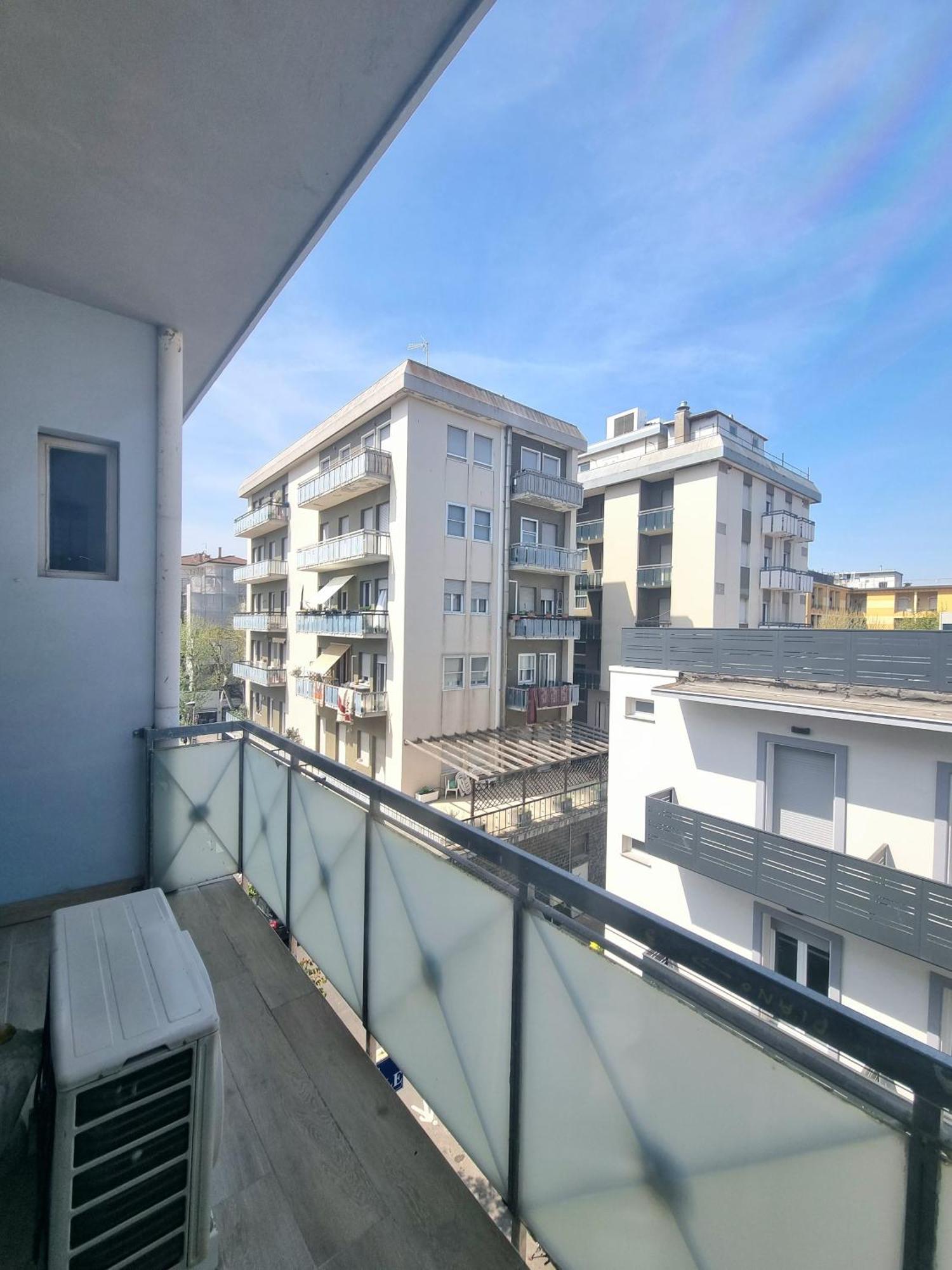 Due Gemelle Hotell Rimini Exteriör bild
